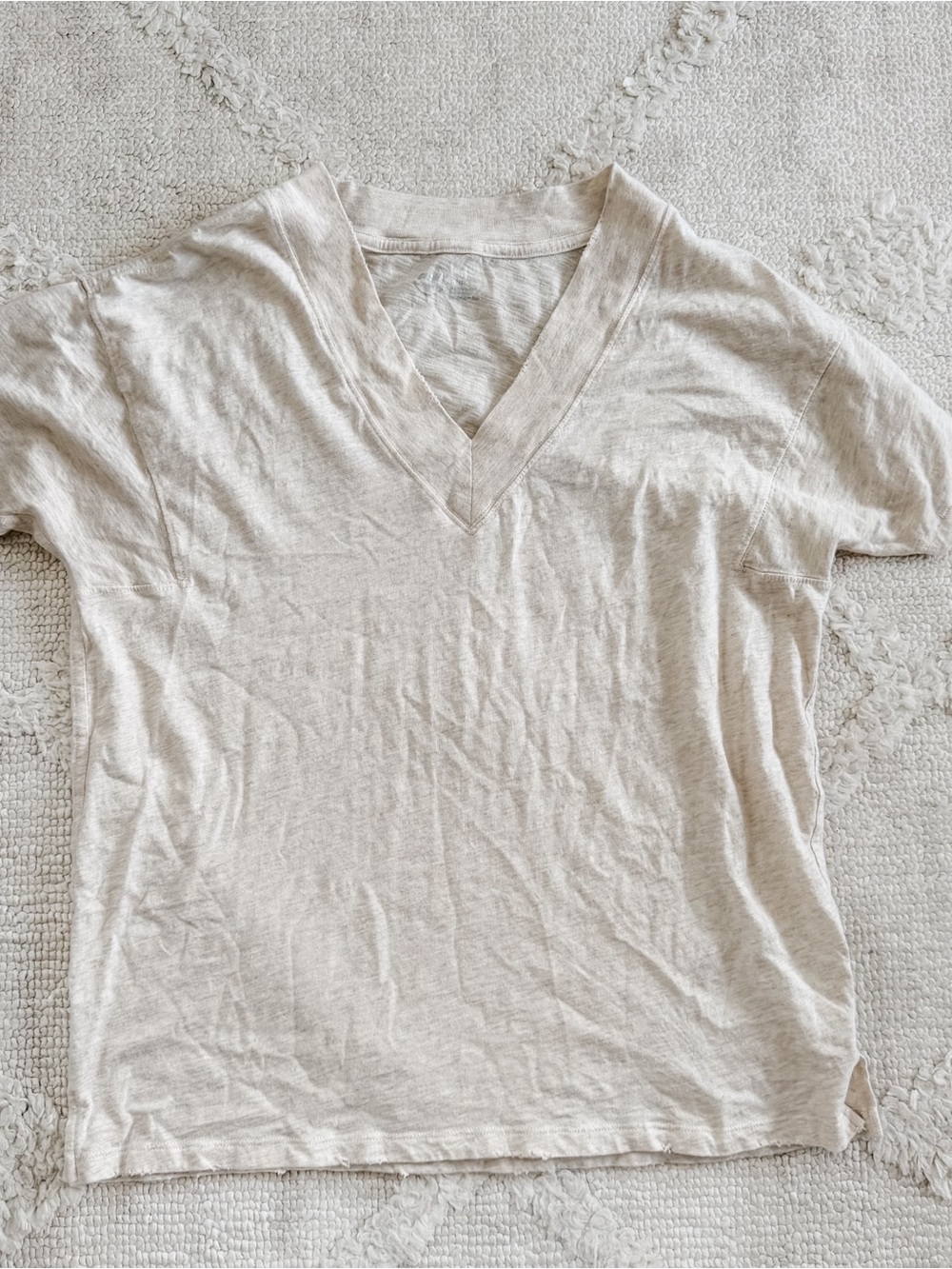 aerie Women's Short Sleeve V-Neck Tee in Cream